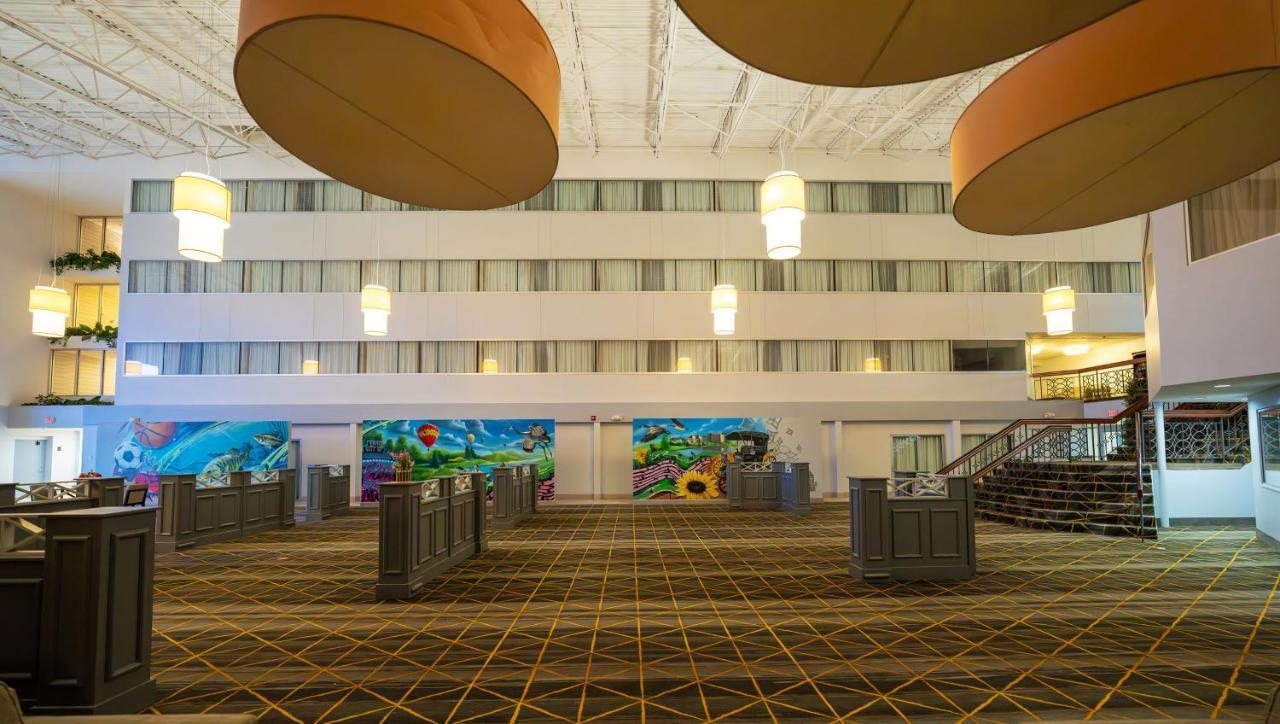 Gateway Hotel & Convention Center Flint Dış mekan fotoğraf