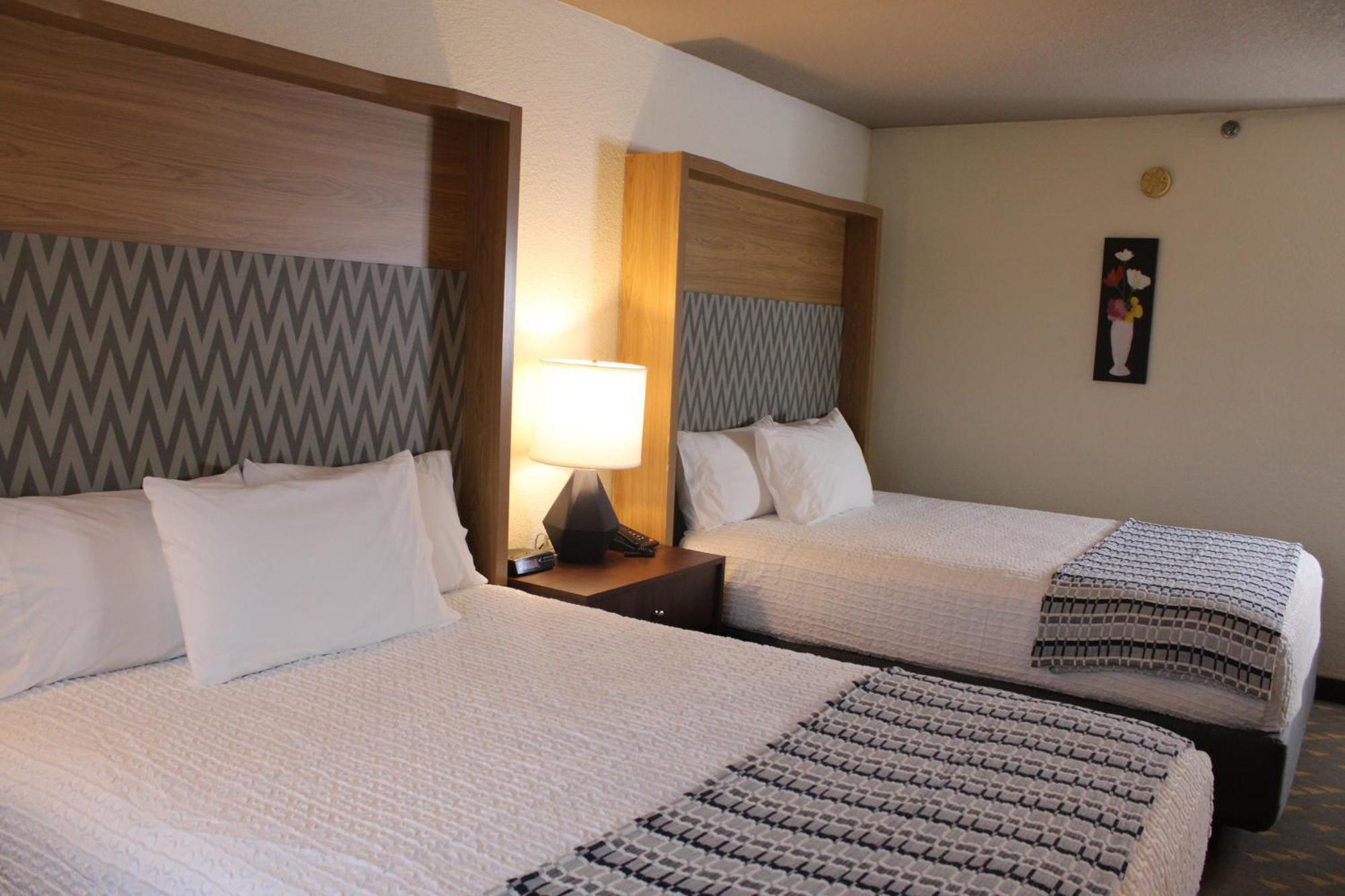 Gateway Hotel & Convention Center Flint Dış mekan fotoğraf